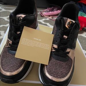 Brown new Michael Kors runners!